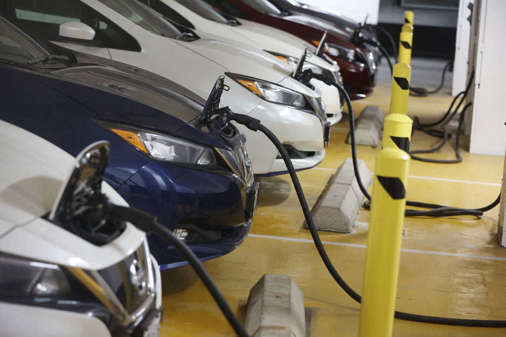 Report Trump Suspends Billion Electric Vehicle Charging Station Program